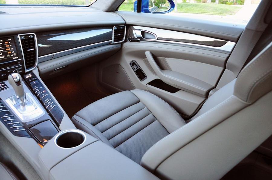  Porsche Panamera Turbo S 2012 года  (фото 20 из 91)